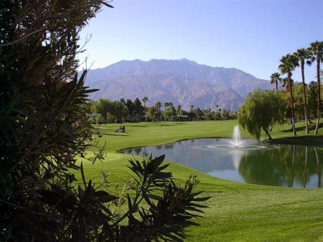 Вилла Mesquite Country Club Палм-Спрингс Номер фото